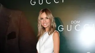 Izabela Janachowska to królowa sukien ślubnych. Na co dzień stawia na kolory i proste połączenia