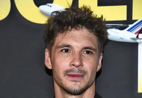 Mikołaj Roznerski walczył z anoreksją. Zaoferował pomoc innym. "Zawsze jestem otwarty"