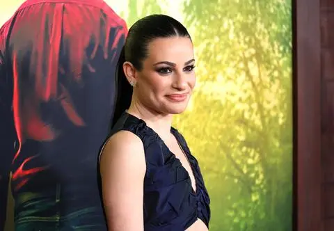 Gwiazda serialu "Glee" jest w ciąży! Pokazała krągłości na czerwonym dywanie