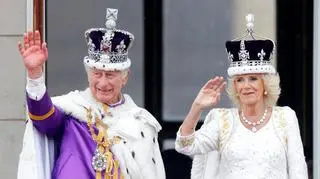 Król Karol III na pierwszym oficjalnym portrecie. Podziękował swoim poddanym