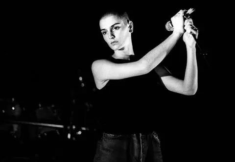 Podano oficjalną przyczynę śmierci Sinéad O'Connor. Co tak naprawdę się z nią stało?