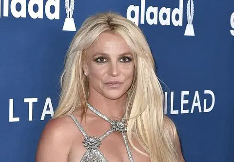 Britney Spears otworzyła się na temat nadużyć. Była podglądana pod prysznicem