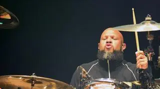 Perkusista Guns N' Roses przyleciał do Polski, by zrobić zęby. Odwiedził też rodzinę żony