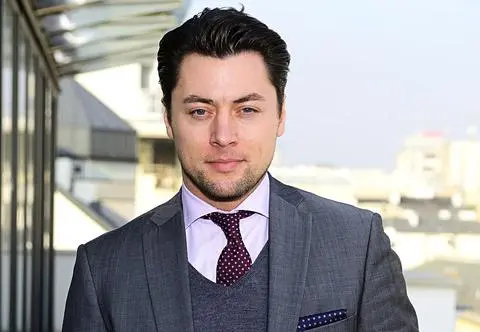 Maciej Dolega dołącza do "Dzień Dobry TVN". Co wiemy o jego życiu?