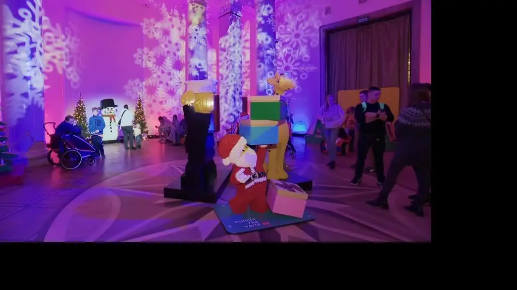 Świąteczna Strefa Zabawy z klockami LEGO