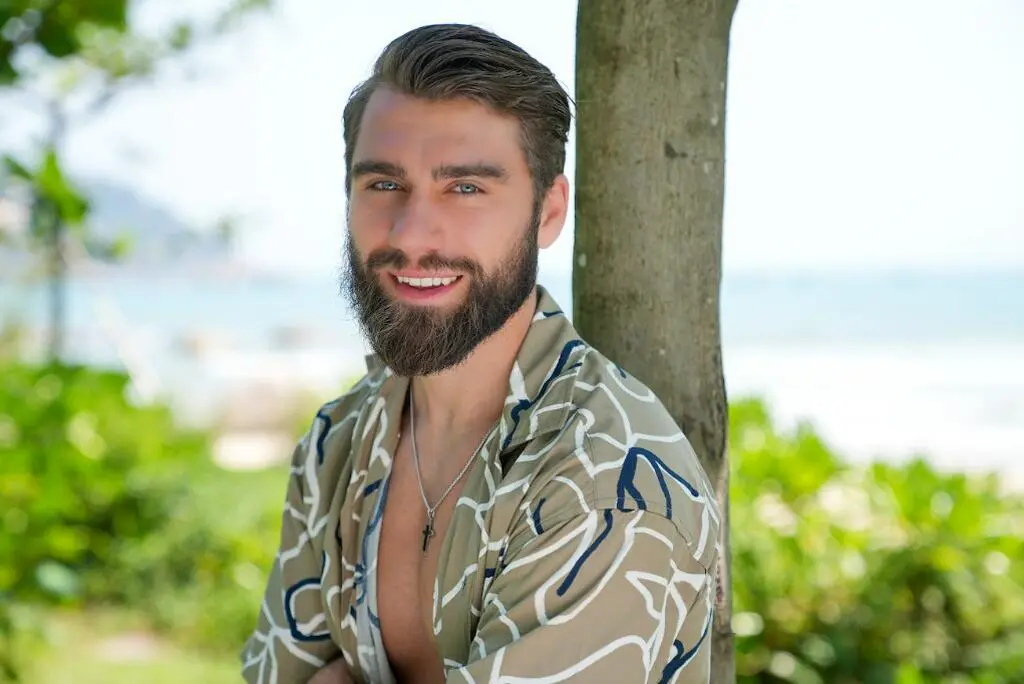 Szymon Spica z "Hotelu Paradise 9" 