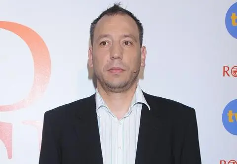 Wdowiec po Agacie Mróz wziął ślub. Teraz komentuje. "Wymknęło się to spod kontroli"