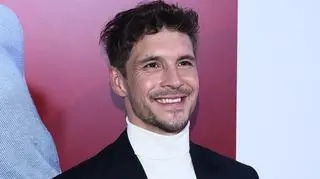 Mikołaj Roznerski pokazał młodszą siostrę i ogłosił ciążę. "Pękam z dumy"