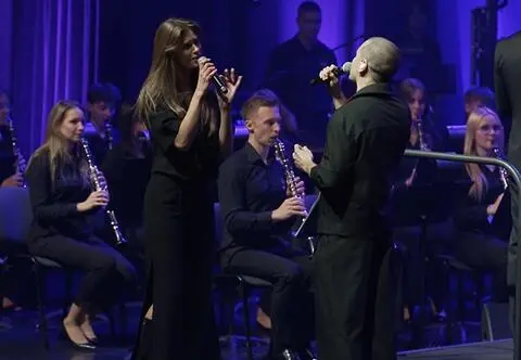 Koncert "Gwiazdy dla Autyzmu". Krzysztof Zalewski i Julia Pietrucha powiedzieli, dlaczego wzięli udział w tej wyjątkowej inicjatywie