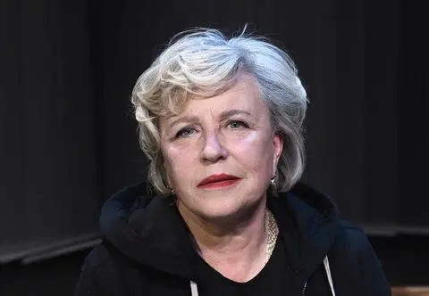 Krystyna Janda zamieściła smutny wpis. Ludzie nie kupują biletów na jej spektakl. "Trudno"