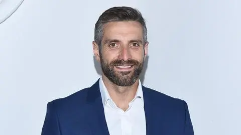 Maciej Dowbor nie może pozbyć się tatuażu. "To coś się wżarło w skórę"