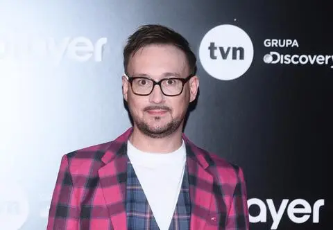 Mariusz Kozak pokazał zdjęcie sprzed lat. "Dobrze, że zmieniłeś fryzjera"
