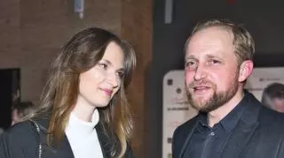 Karolina Szymczak i Piotr Adamczyk na romantycznym nagraniu. Świętują rocznicę ślubu