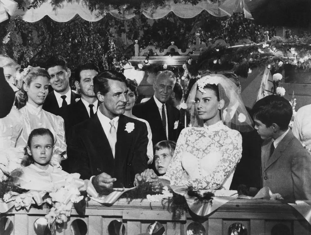 Cary Grant i Sophia Loren w filmie "Dom na łodzi"