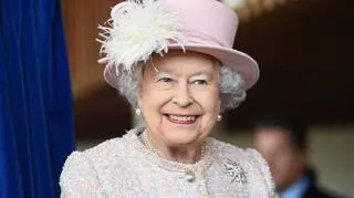 Elżbieta II zaszalała u fryzjera. Po wielu latach zmieniła fryzurę