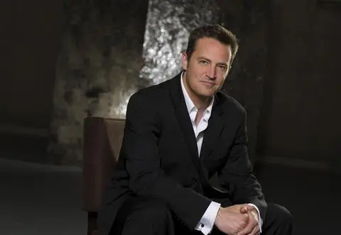 Bliscy Matthew Perry'ego zabrali głos blisko rok po śmierci aktora. Zdecydowali się na ważny krok