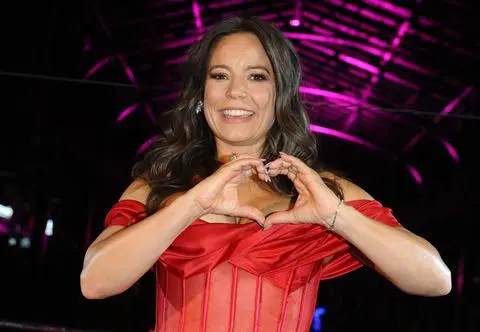 Anna Mucha reaguje na tekst o stosownym ubiorze do teatru. "Nadęta ropucha, bździągwa"