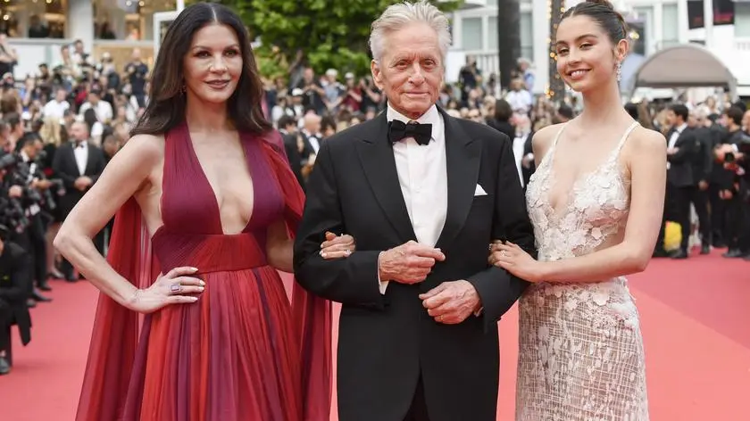 Cannes 2023 – Catherine Zeta-Jones, Michael Douglas, Carys Zeta Douglas