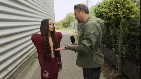 Monika Brodka na planie teledysku do piosenki promującej tegoroczny festiwal "Babie lato?