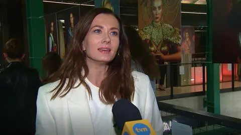 Ania Sokołowska jako jedna z bohaterek wystawy "Piękna i bestia"