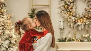 Ewelina Taraszkiewicz z córką Inez