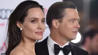 Brad Pitt zabrał nową dziewczynę do domu, który dzielił z Angeliną Jolie. Romantyczne chwile