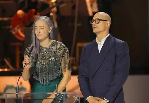 Maciej Damięcki został wyróżniony na festiwalu w Gdyni. Mateusz i Matylda Damięccy odebrali nagrodę. Nie mogli powstrzymać łez