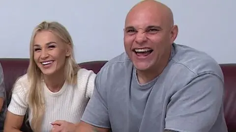 Dominik Abus i Iga Muszakowska w "Gogglebox. Przed telewizorem"