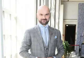 Rafał Brzoska zapowiedział walkę z dezinformacją i hejtem. Chodzi o Omenę Mensah