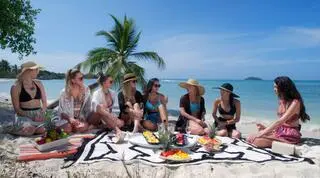 "True Love" – odcinek 7. Zebranie dziewczyn