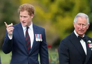 Książę Harry chce pogodzić się z ojcem. Wróci do Wielkiej Brytanii? Podjął już pierwsze kroki