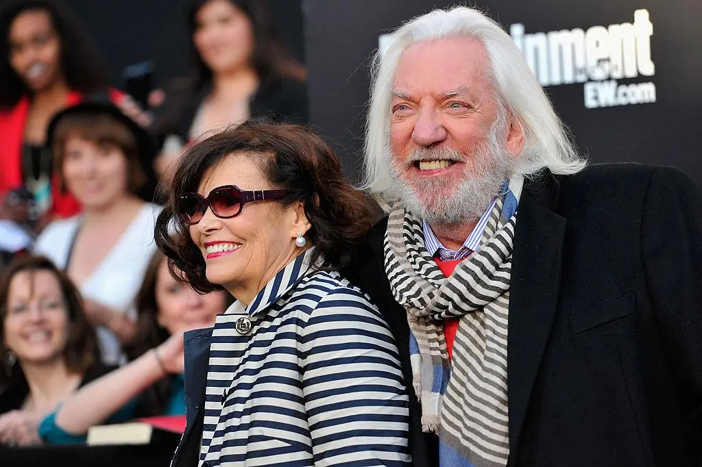 Donald Sutherland i Francine Racette