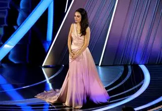 Organizatorzy Oscarów milczeli na temat wojny w Ukrainie. Mila Kunis przerwała ciszę
