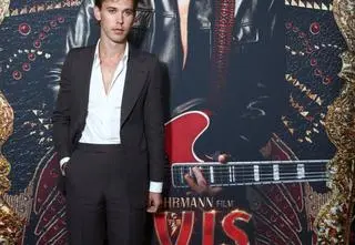 Austin Butler o trudach pracy nad rolą Elvisa Presleya. "Wróciłem do domu we łzach" 