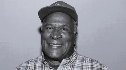Legendarny John Amos nie żyje. Zmarł 45 dni temu. Zdruzgotana córka wciąż nie wie, co się stało 