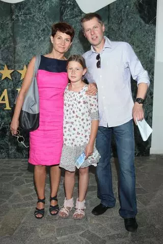Krzysztof Respondek z żoną i córką. 2011 rok