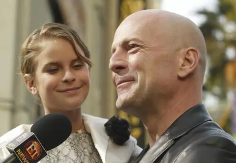 Córka Bruce'a Willisa szczerze o chorobie ojca. "Myślałam, że stracił zainteresowanie mną"