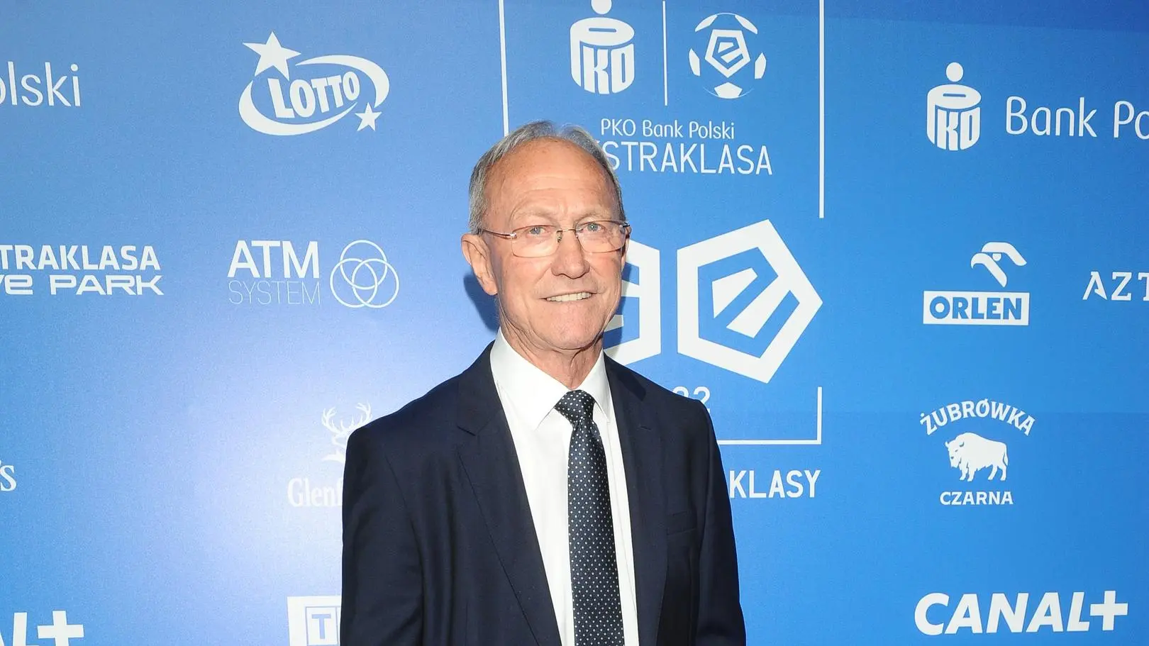 Franciszek Smuda pośmiertnie odznaczony przez prezydenta Andrzeja Dudę ...