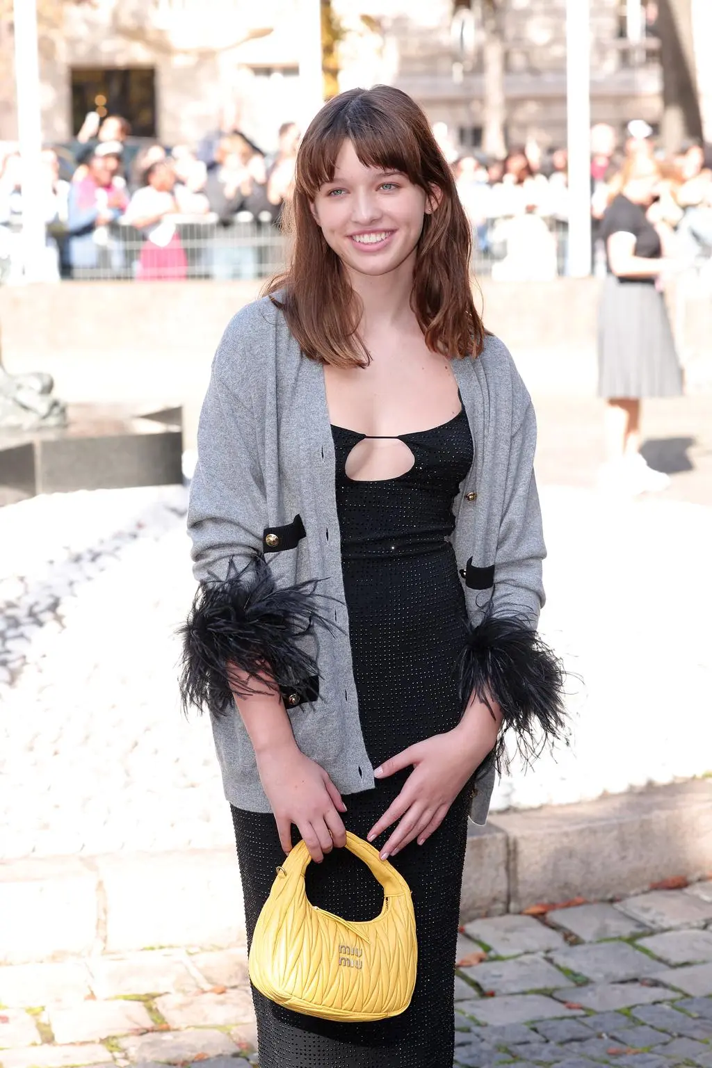 Córka Milli Jovovich  – Ever Anderson  