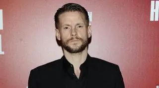 Sebastian Fabijański nagrywa życzenia za pieniądze. Robi to w szczytnym celu 