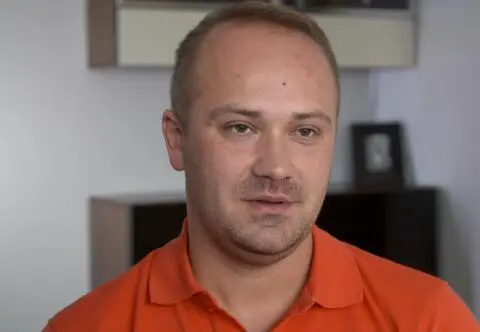 Adrian Szymaniak ze "ŚOPW" świętuje ważną datę. Zachwycił zdjęciem z synem