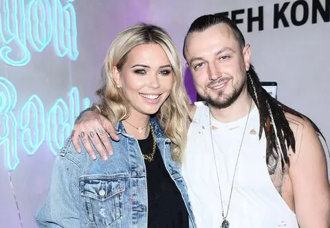 Sandra Kubicka i Aleksander Milwiw-Baron wzięli ślub biznesowy. "Podział obowiązków jest taki sam"