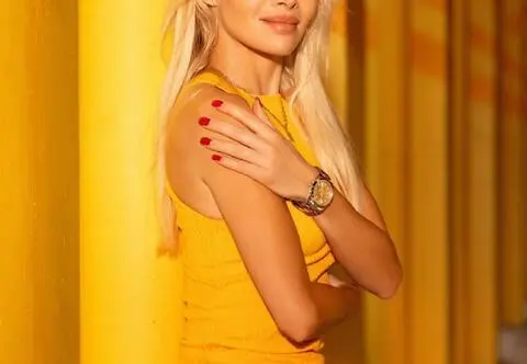 Była nazywana "polską Britney Spears". U szczytu sławy zrezygnowała z kariery. Co słychać u Mai Kraft? 