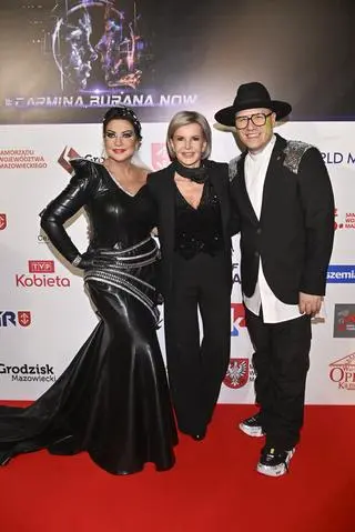 Alicja Węgorzewska, Joanna Racewicz i Gromee podczas "#Carmina Burana NOW" 