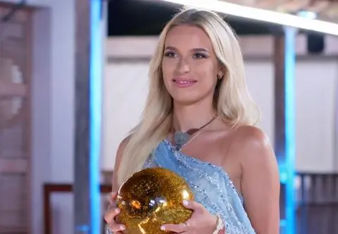 Wiktoria Kozar z "Hotelu Paradise" przeszła ogromną metamorfozę! Poznalibyście ją na ulicy?