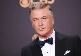 Alec Baldwin miał operację. Żona pokazała zdjęcie ze szpitala. "Przeszliśmy razem tak wiele"