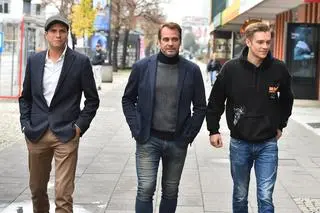 Paweł Deląg z synami  