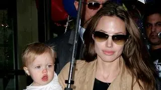 Shiloh Nouvel Jolie i Angelina Jolie 