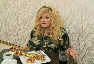 Magda Gessler w "Pizzerii Bujani" w Tarnowie. Przepędzi złe duchy?