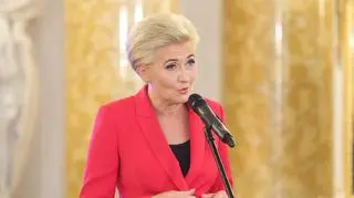 Agata Duda rozpoczęła akcję "Rosyjskie kobiety zatrzymajcie wojnę". Apel porwał tłum internautek